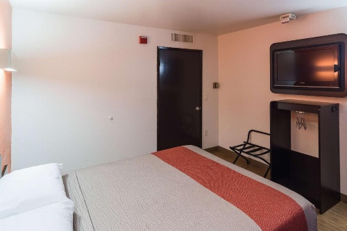 Motel 6-Oroville, CA image 11